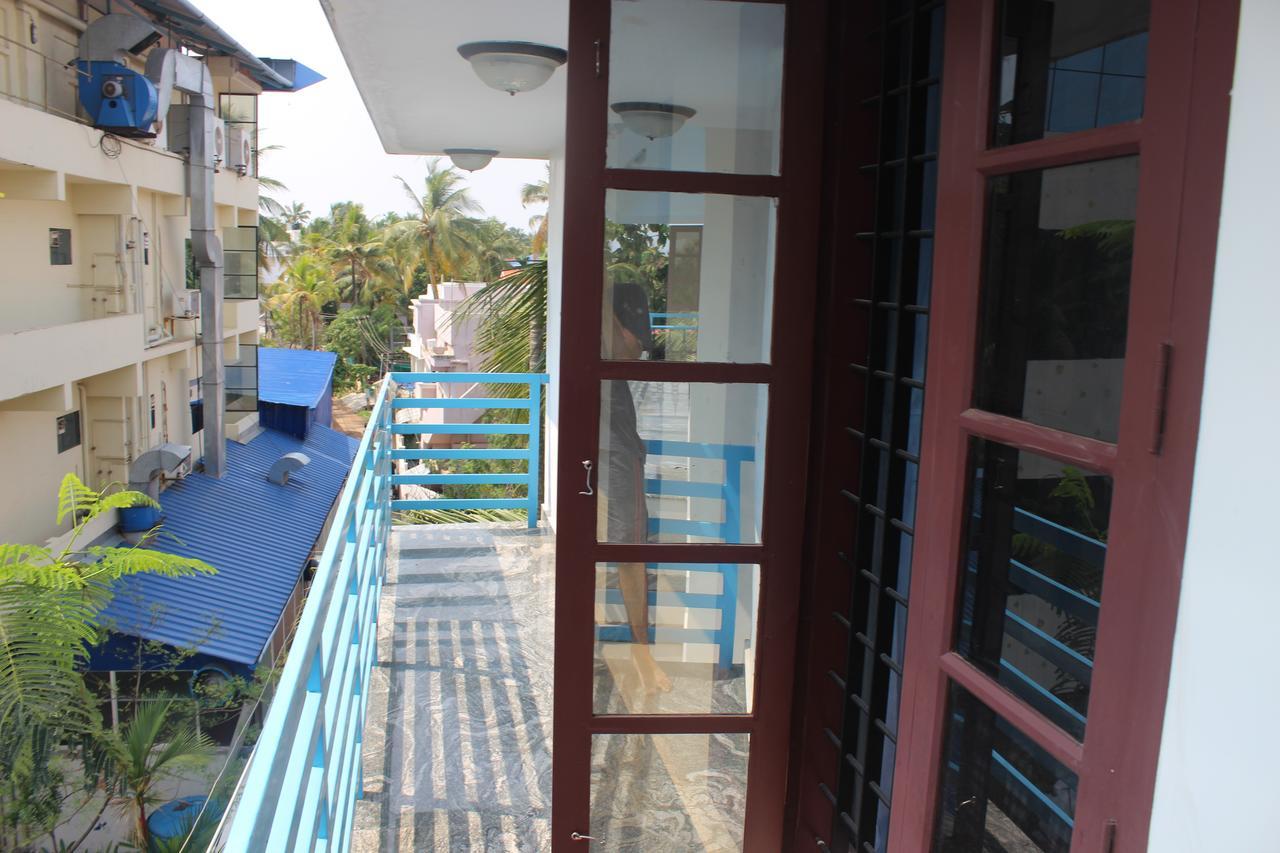 Puthenchirayil Homestay Thiruvananthapuram Exterior photo
